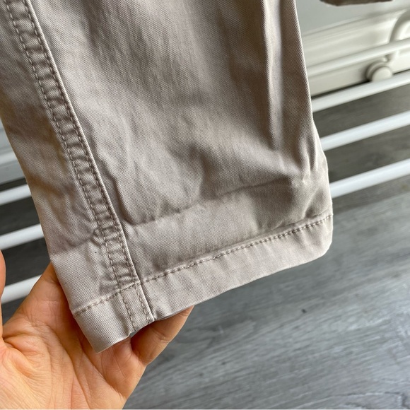 NWOT Gap Low Rise Straight Fit Girlfriend Khaki Tailored Trousers Pants in Beige - Picture 12 of 13